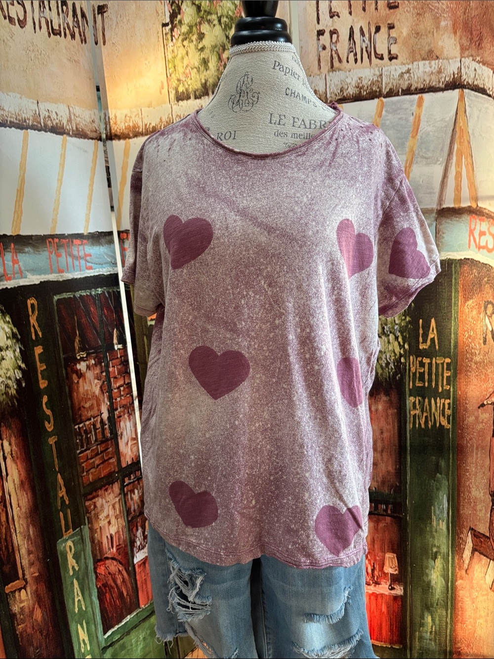 Magnolia Pearl Faded Heart Short Sleeve Tee, OS